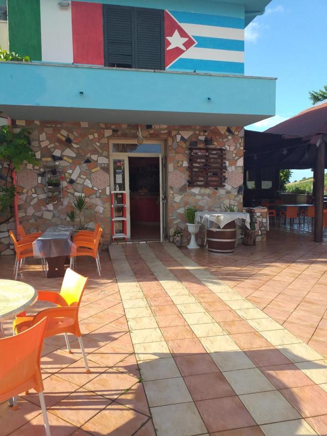 Affittacamere El Mojito Calopezzati Εξωτερικό φωτογραφία